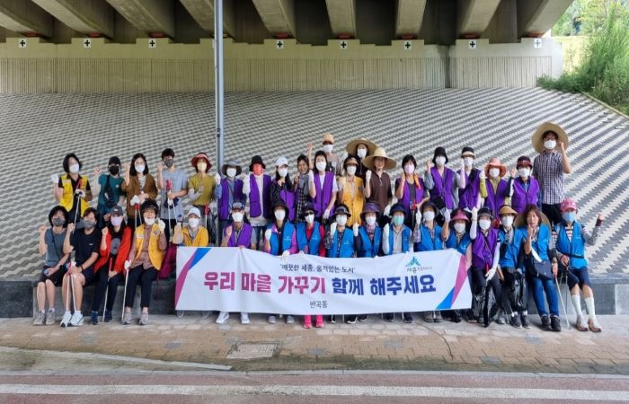 e915013b84e99e16fb284e5376fc7511_1662130681_0293.jpg e915013b84e99e16fb284e5376fc7511_1662130681_0293.jpg