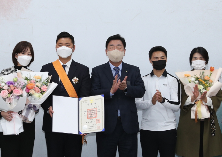 100f21c7f3260866abe741f872dad802_1667189113_05.jpg