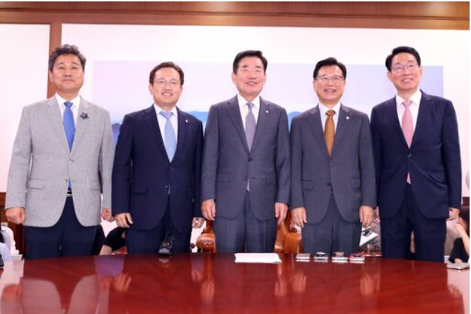 b6fb0a74d9cd5277d8f533575c2bf3cd_1688401156_4619.png b6fb0a74d9cd5277d8f533575c2bf3cd_1688401156_4619.png
